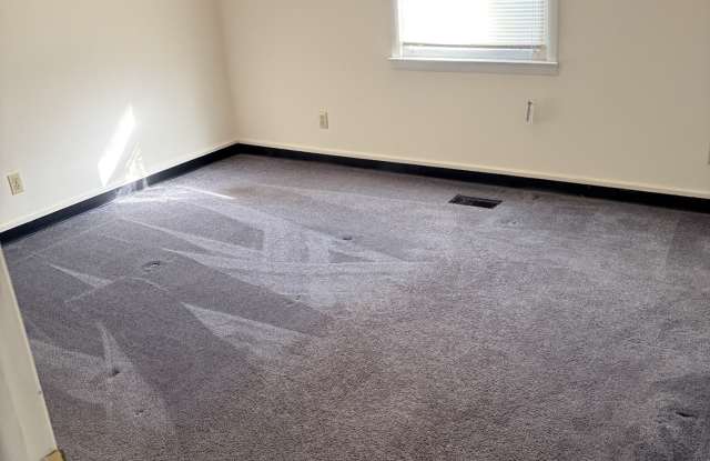 486 Greenville Hwy- B2