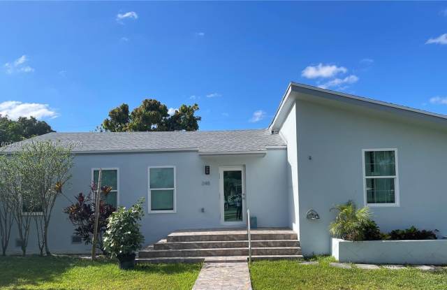 248 Carlisle Dr