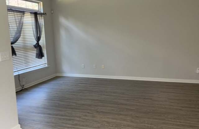 2211 Valley Edge Drive