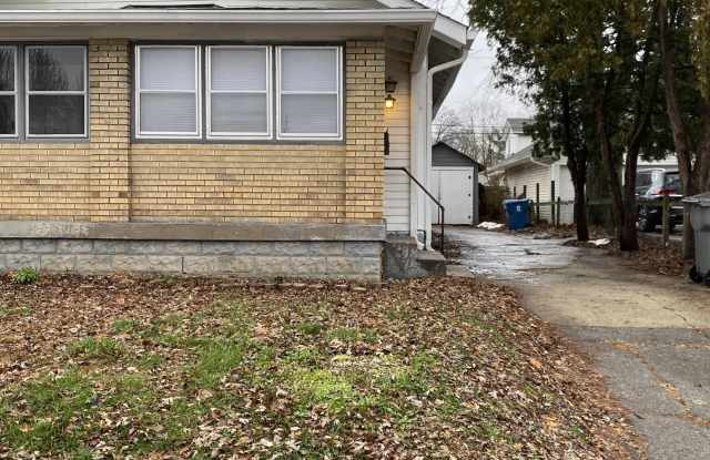 Photo of 5358 Winthrop Avenue