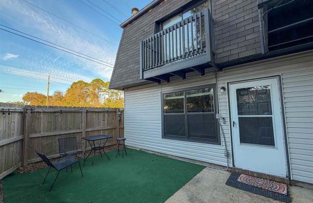 2301 W Michigan Ave unit: 8