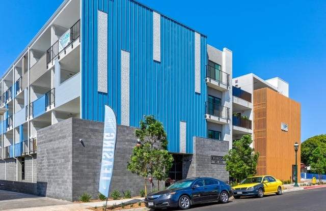 230 Church Ave Unit C31