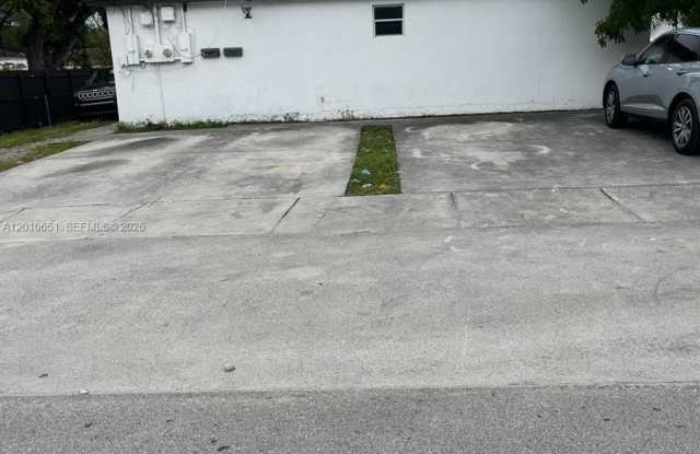 8180 NW 23rd Ave