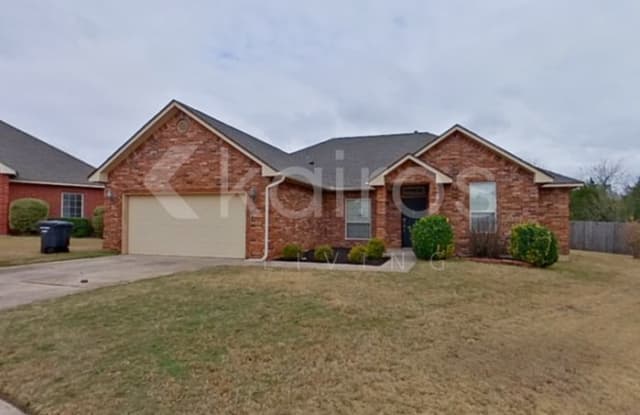 825 Southwest 40th Street - 825 Southwest 40th Street, Moore, OK 73160