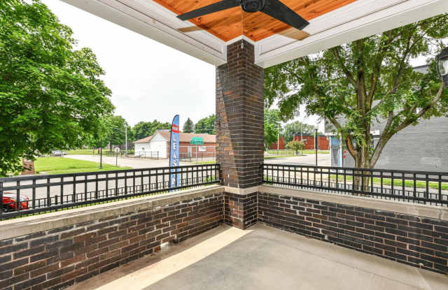 2645 N College Avenue