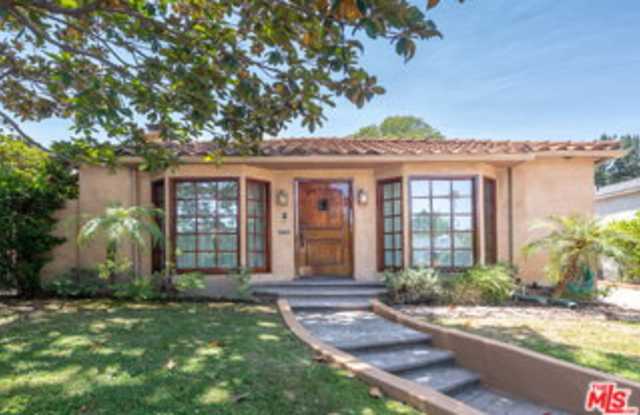 4167 Klump Avenue