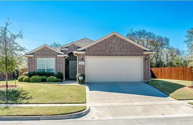 1747 Park Trails Boulevard