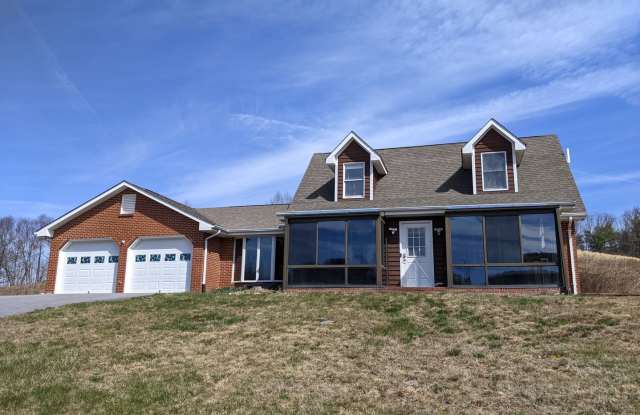 Photo of 5990 Idlewild Road