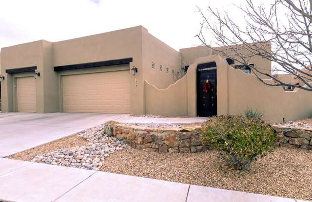 7408 Old Pecos Trail Northeast