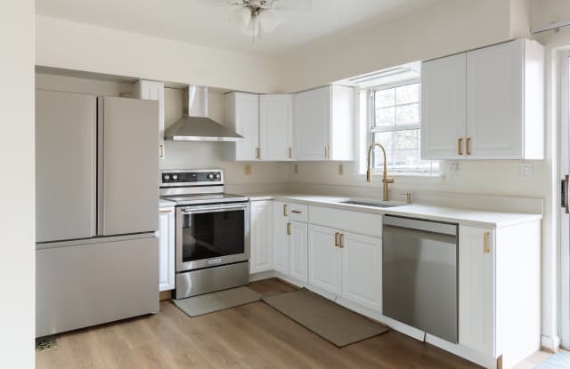 Photo of 5790 Katsura Ct