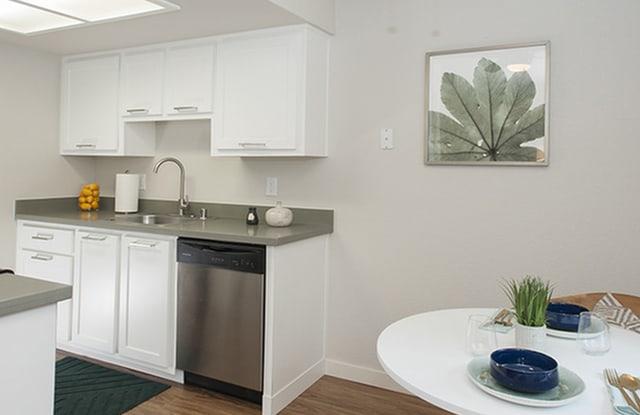 Photo of Arbor Walk Apartments