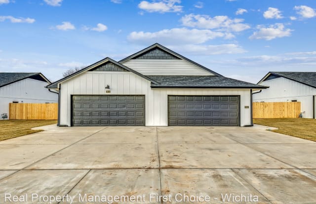 3320 W 45th St S - 3320 West 45th Street South, Wichita, KS 67217