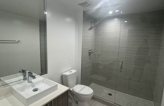 531 Northeast 39th Street