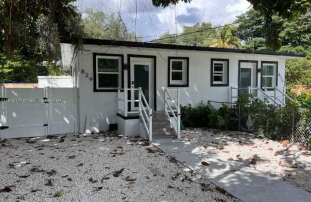 829 NW 98th St