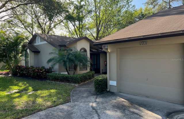 1701 HAMILTON COURT
