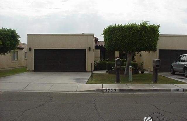 3733 S 6 AVE