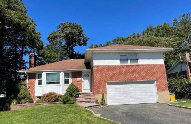 2 Stuart Drive