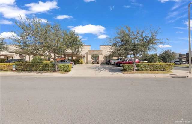 1017 E Myrtle Beach Avenue