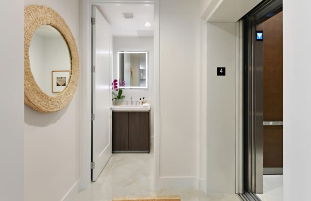 485 E Royal Palm Road