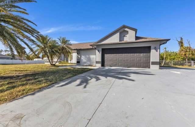 Photo of 2387 TAMARIND STREET