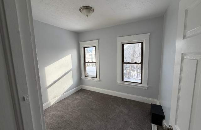 3 bedroom Single Family House in Cleveland