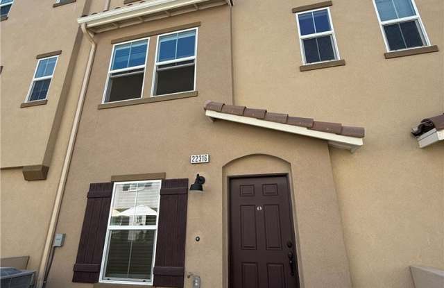 22316 Spanish Oak Court