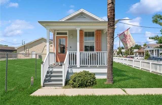 606 DE ARMAS Street