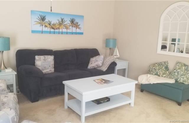 3828 SE Jefferson Street