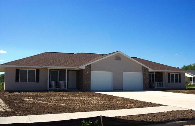 Photo of 1244 Balsam Ave