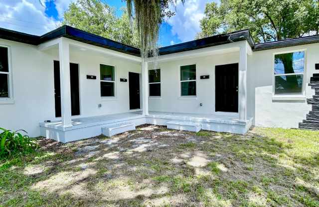 245 E Fort Dade Avenue