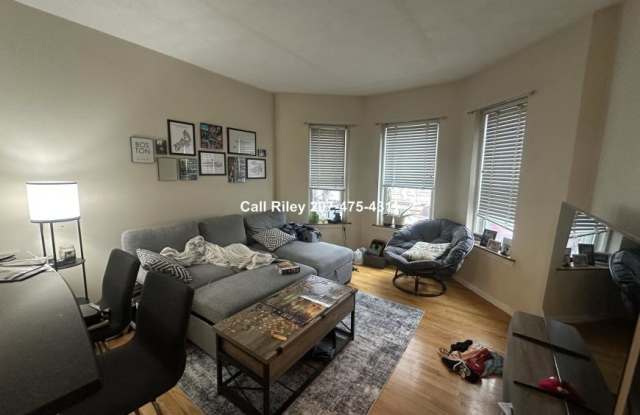 1427 Commonwealth Ave.