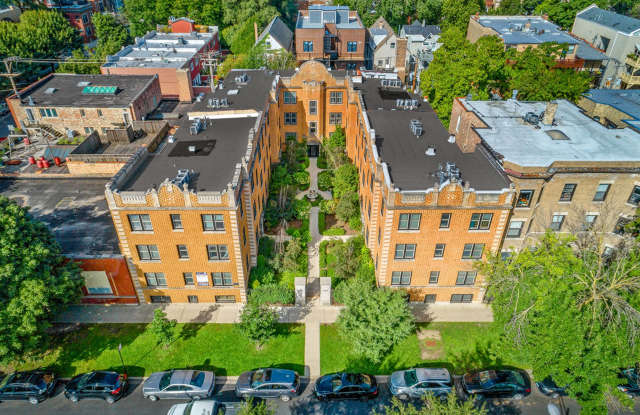 3808 North SHEFFIELD Ave. Apt.