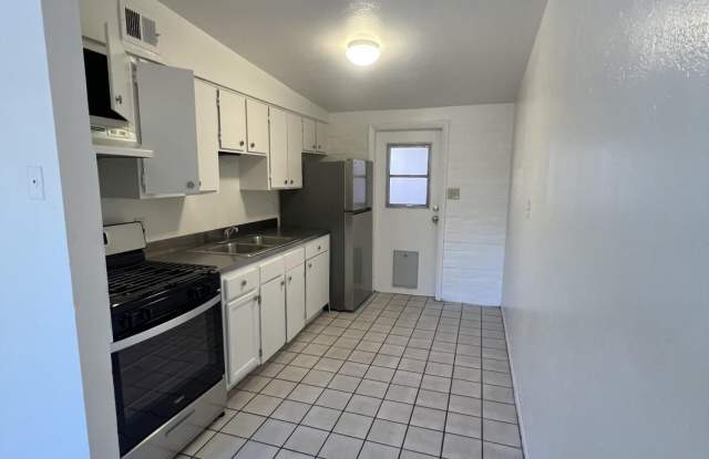 Photo of 206 W Prince Road