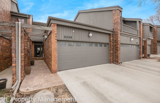 3208 W Woodcrest Way - 3208 West Woodcrest Way, Sioux Falls, SD 57105