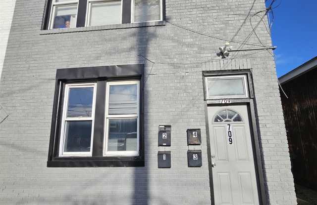 709 Adriatic Ave