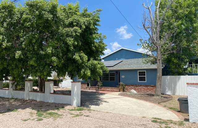 Photo of Remodeled 3 bed, 3 bath home on East end of Simi Valley