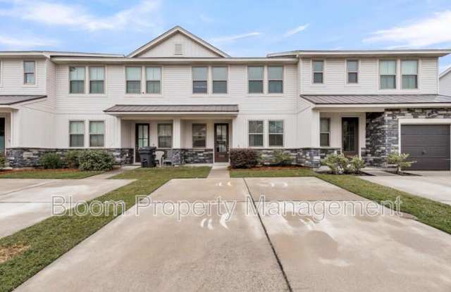 Photo of 7770 Park Gate Dr