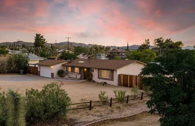 7076 La Habra Avenue