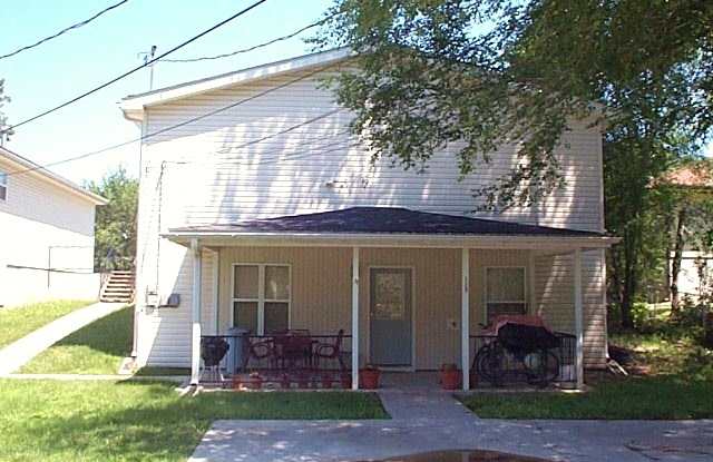 725 Kiowa Street - B