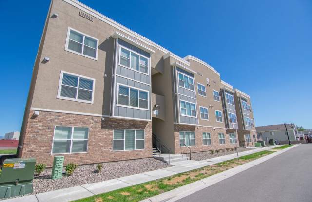 Up to one month free! 1-Bedroom Condos at Colony Farms, Magna – Second Floor Available