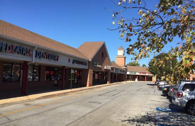 3923 LINCOLN Highway