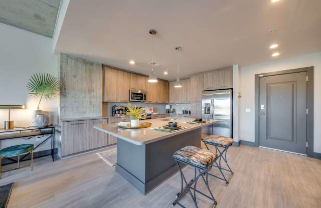 Cortland Glenwood South