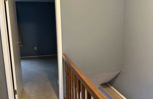 8018 Grandview Court