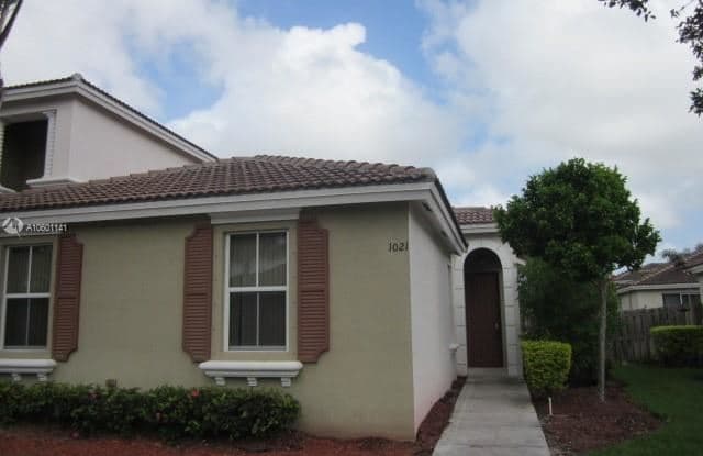 1021 NE 42nd Ter - 1021 Northeast 42nd Terrace, Homestead, FL 33033