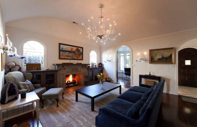 6 Bed 5 Bath House with Fully Converted Cottage in Los Feliz Neighborhood