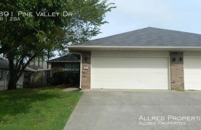 1891 Pine Valley Dr - 1891 North Pine Valley Drive, Fayetteville, AR 72704