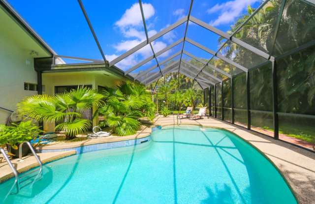 ** BEAUTIFUL FURNISHED HOME IN LELY HOME - 3 BEDROOMS PLUS A REMODELED DEN  POOL **