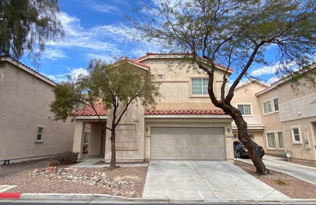 Modern 3-Bedroom Home with Open-Concept Living Within Henderson Home