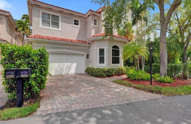 19433 38th Ct