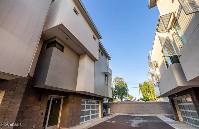 4525 N 40TH Street unit: 4